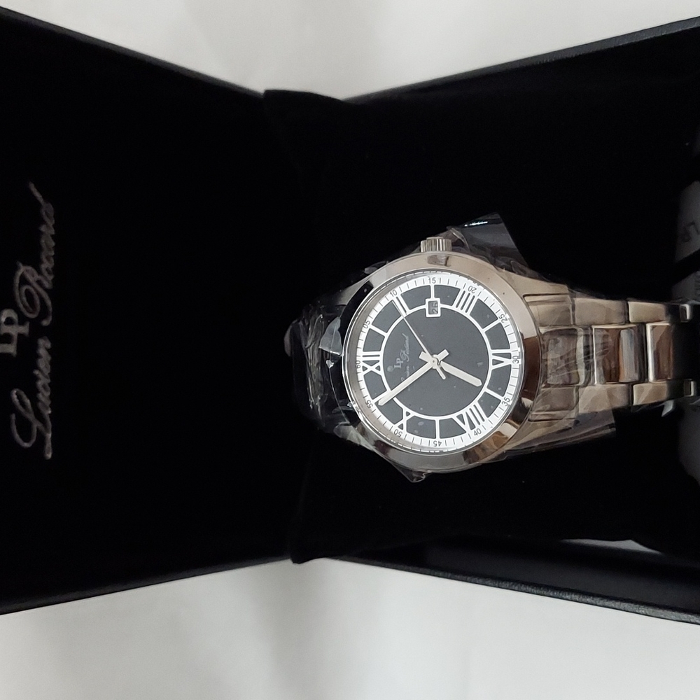 LP Lucien Piccard Vienna Analog Quartz Silver Watch - Picture 2 of 3